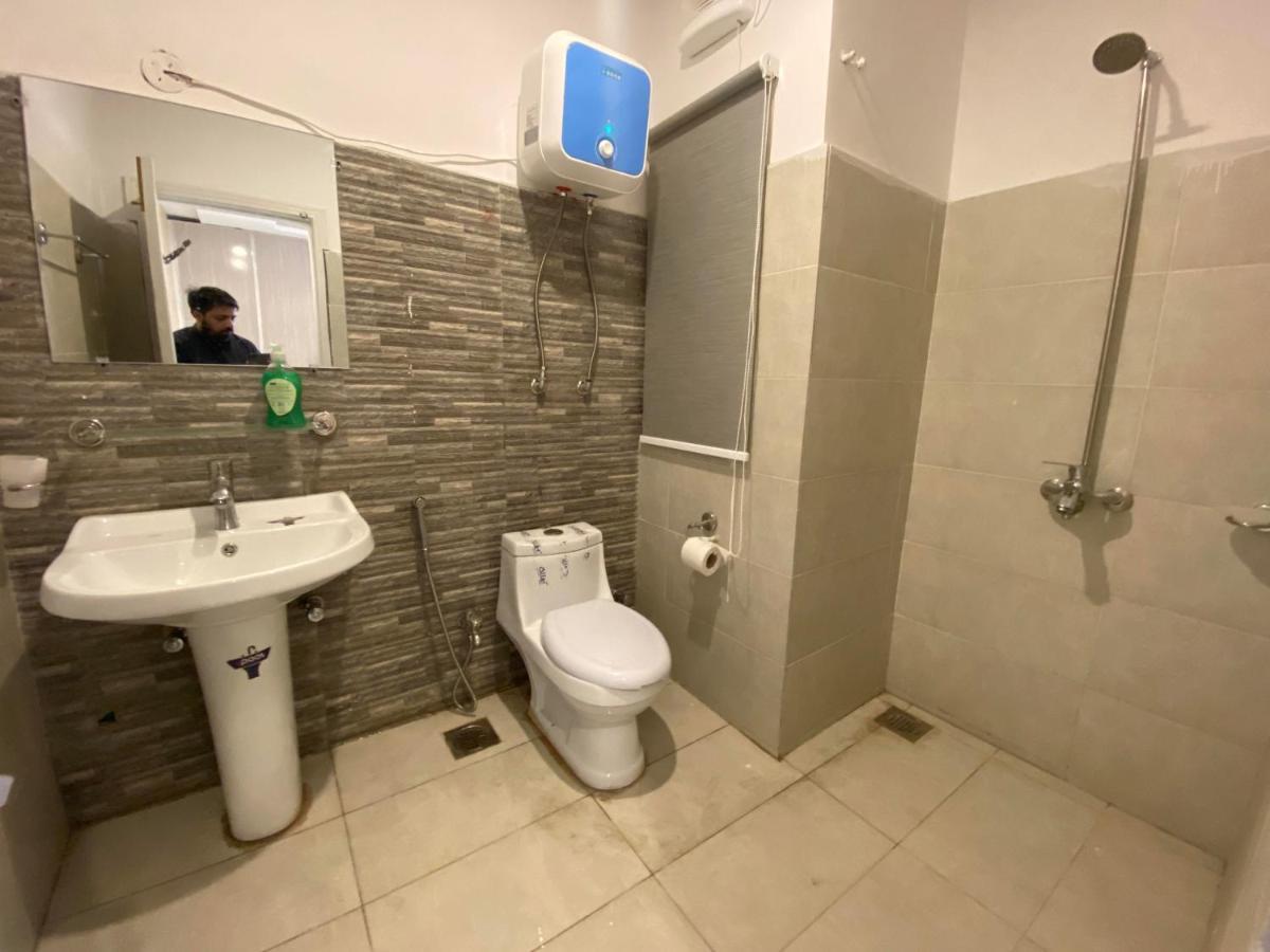 Luxe Suites Bahria Town Lahore Exteriér fotografie