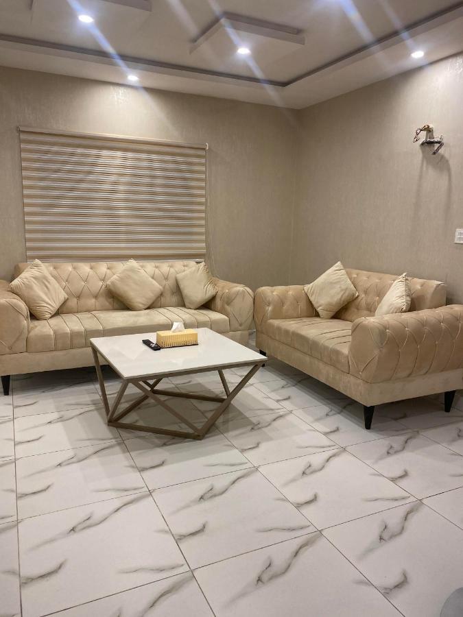 Luxe Suites Bahria Town Lahore Exteriér fotografie